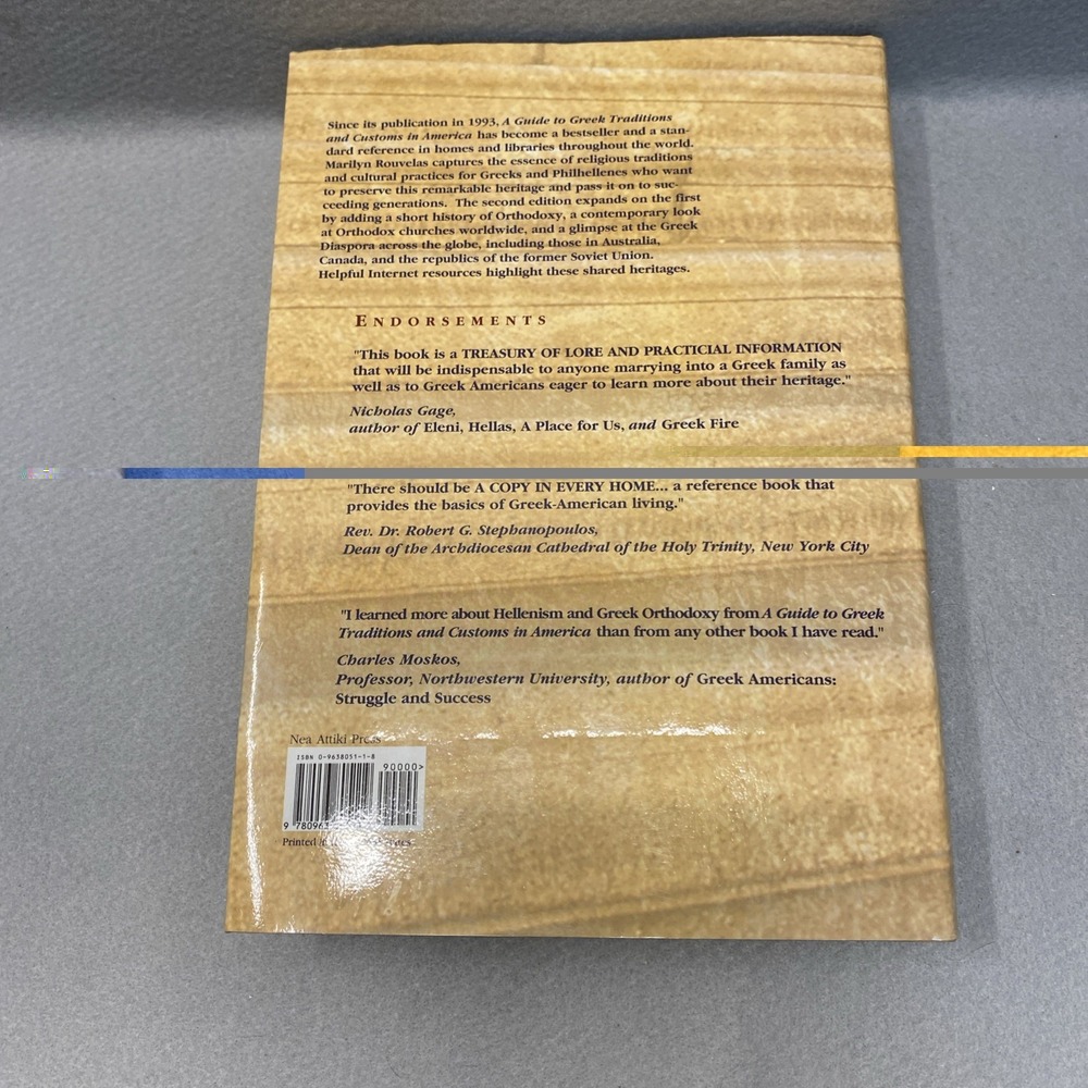 Guide to Greek Traditions and Customs‎ in America by Mariliyn Rouvelas - Picture 2 of 6